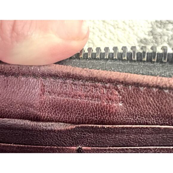 BURBERRY Authentic Quilted Brown Leather Zip Around Credit Cards Wallet - Picture 7 of 11